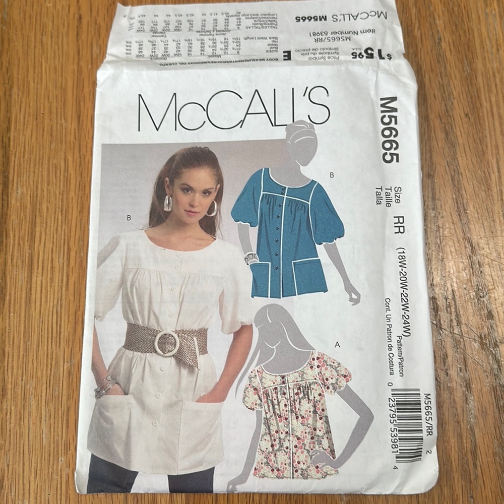 Uncut sewing pattern McCalls M5665 women’s tops
